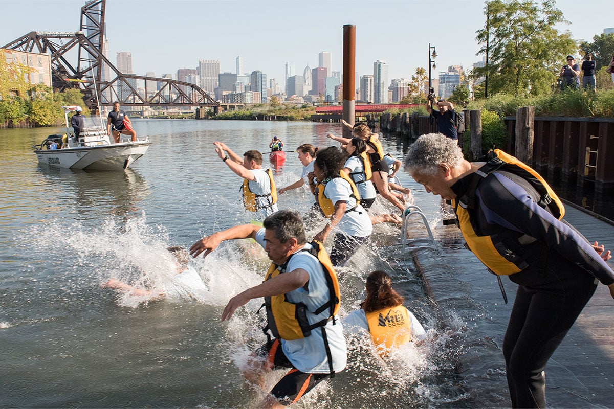 People jumping in the Chicago River