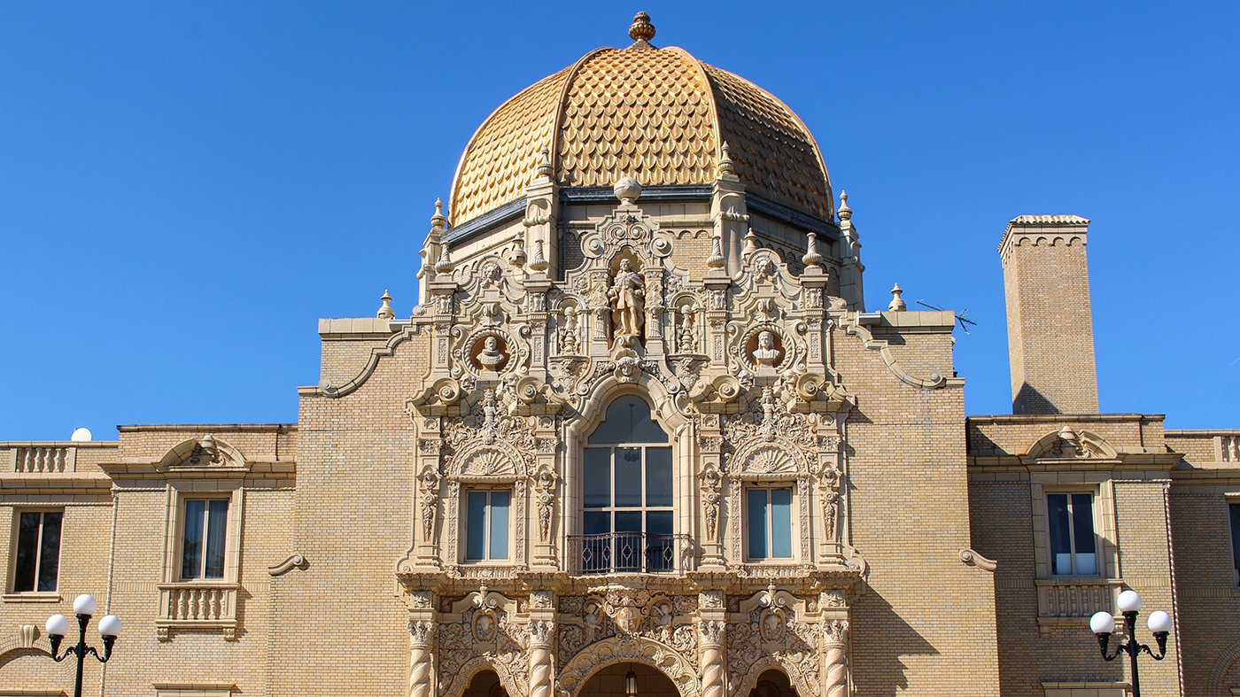 The gold dome of the Garfield Park Field House