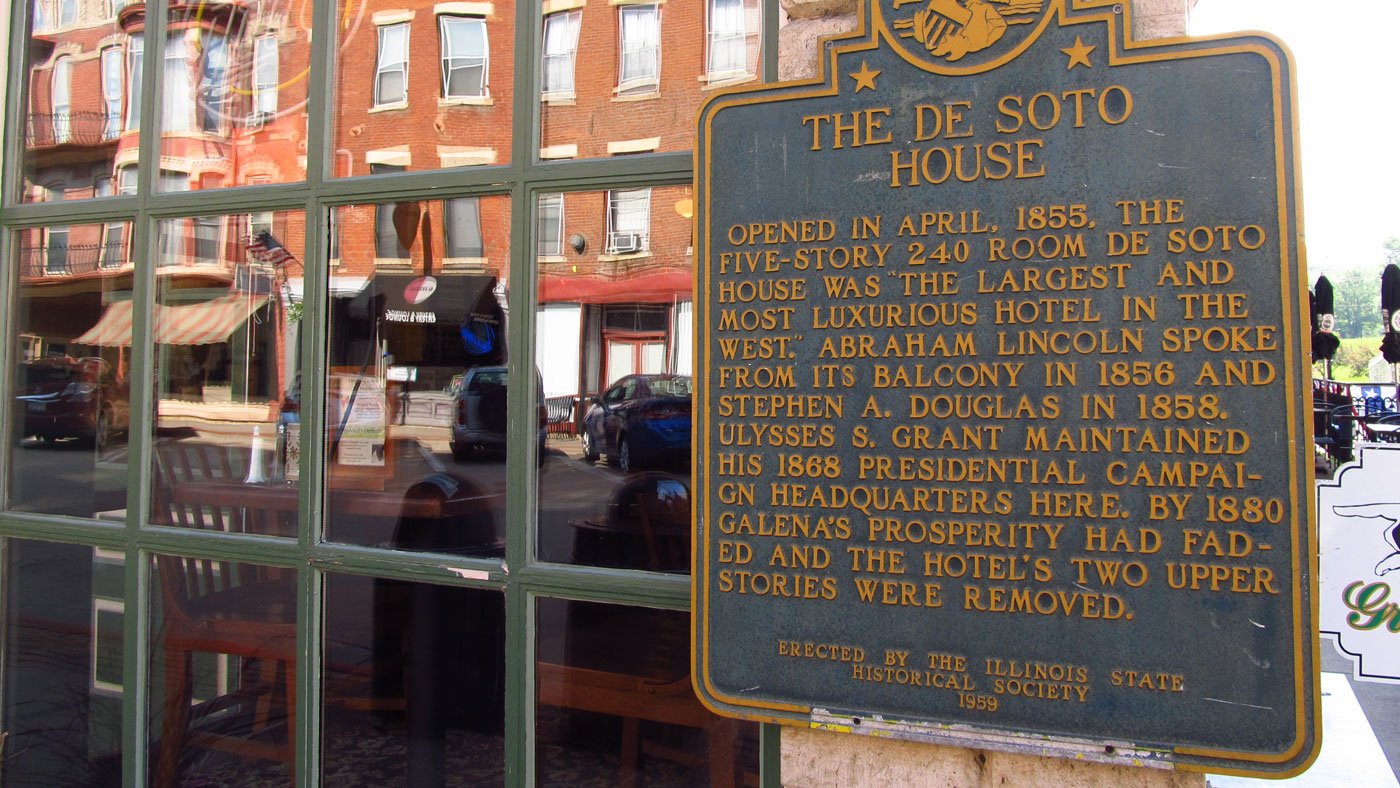 A plaque on the exterior of the De Soto House details the building’s long history in Galena, Illinois