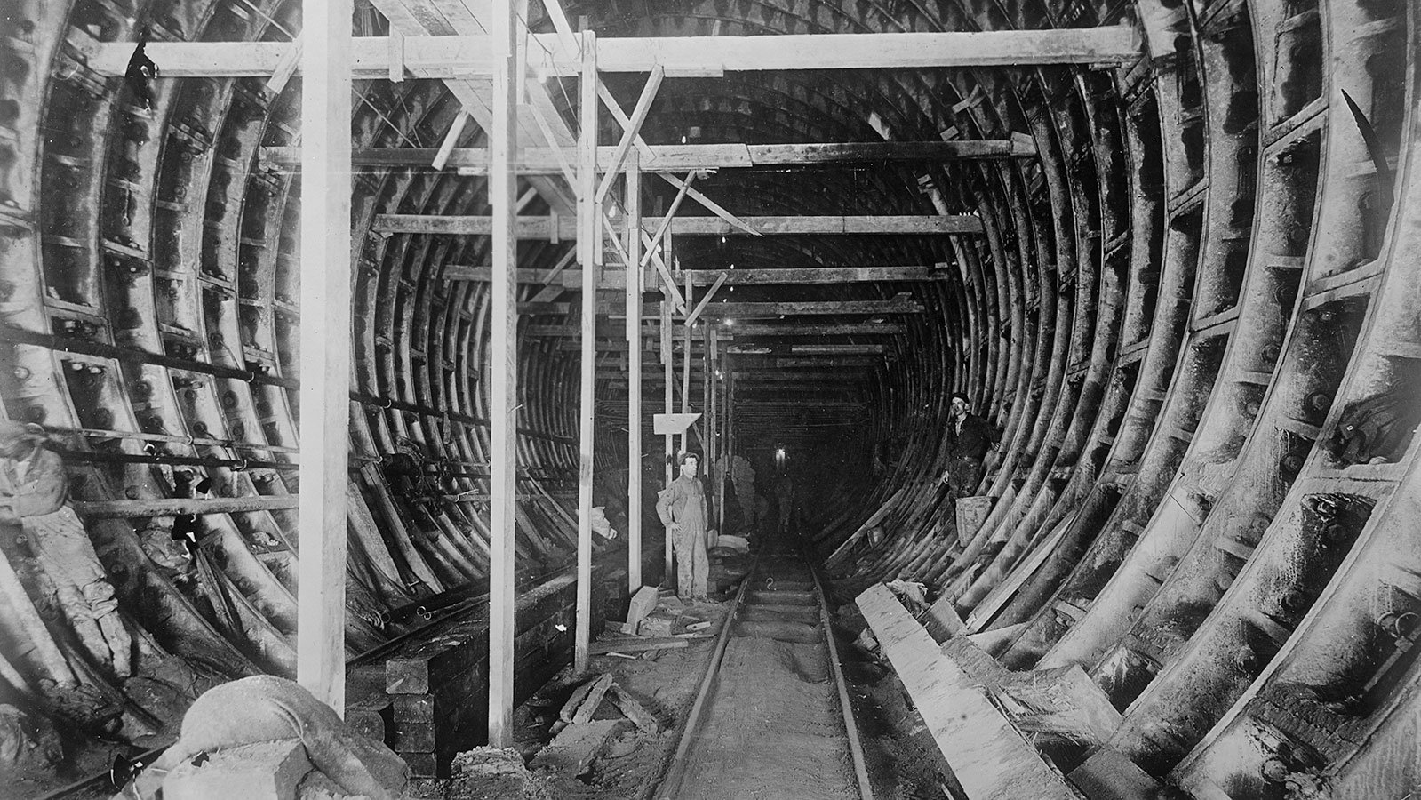 Holland Tunnel construction