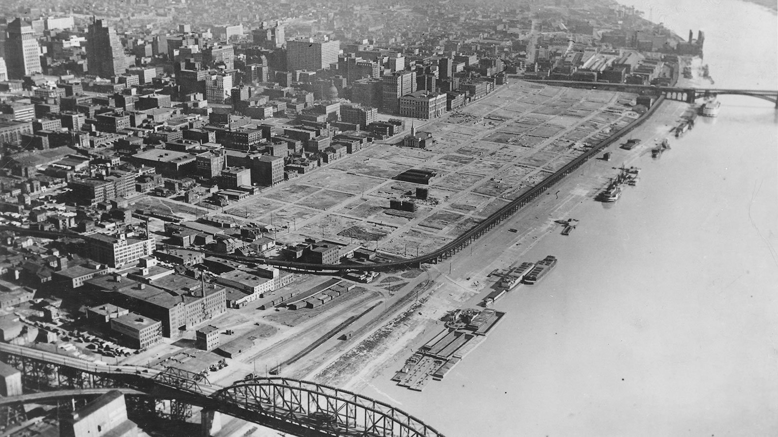 The St. Louis riverfront after demolition of warehouses, circa 1942