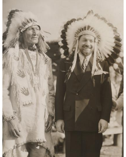 Italo Balbo and Chief Blackhorn of the Sioux at the Century of Progress World's Fair in 1933. Photo: Chicago Historical Society