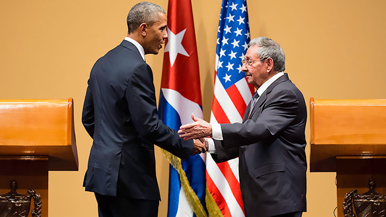 U.S. President Barack Obama and President of Cuba Raúl Castro