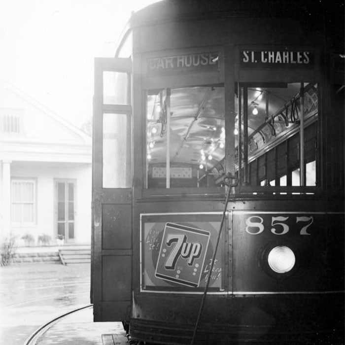 Saint Charles line streetcar