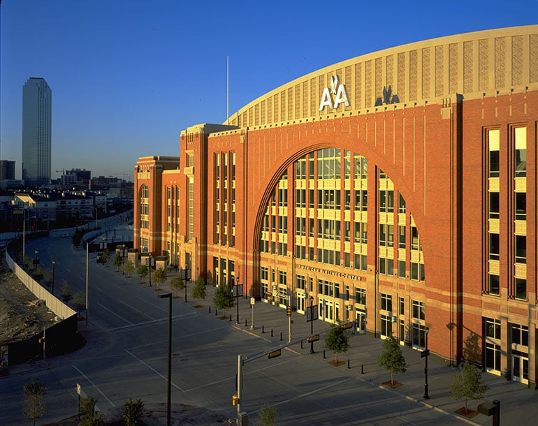 American Airlines Center, exterior