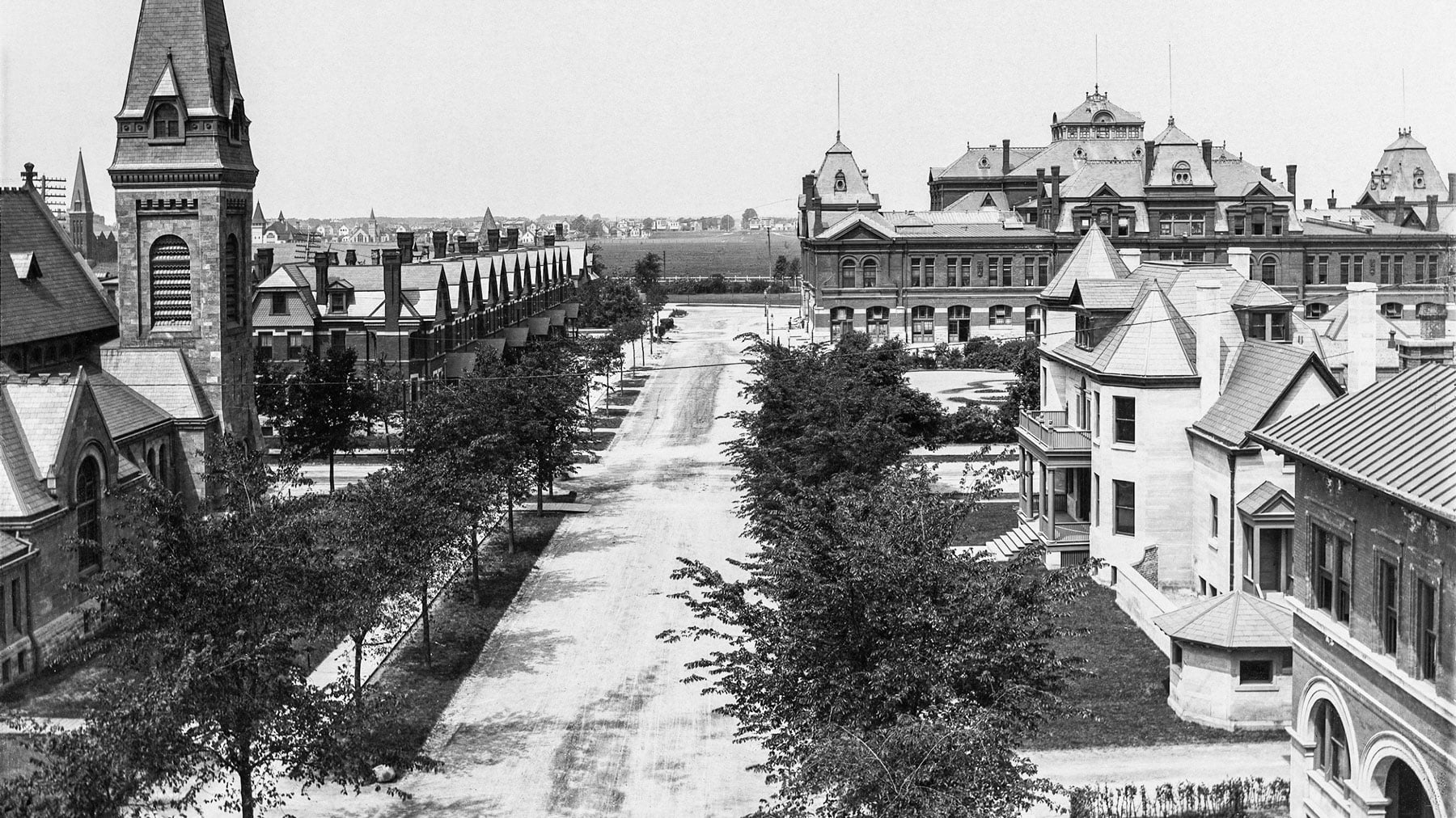 A view of the Pullman community in 1915