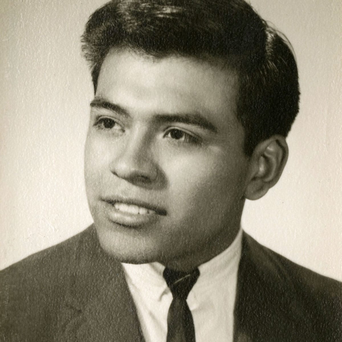 Eddy Cervantez portrait