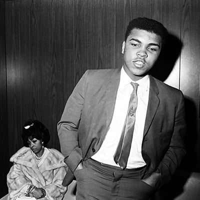 Muhammad Ali with his wife Sonji Roi, speaks with a Daily News reporter on February 22, 1965 about a fire at his apartment in Chicago, Illinois a few days earlier. Photo: ST-50000286-0001, Chicago Sun-Times collection, Chicago History Museum