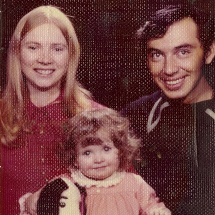 Raul Hernandez with his wife, Judy, and eldest daughter, Tina.