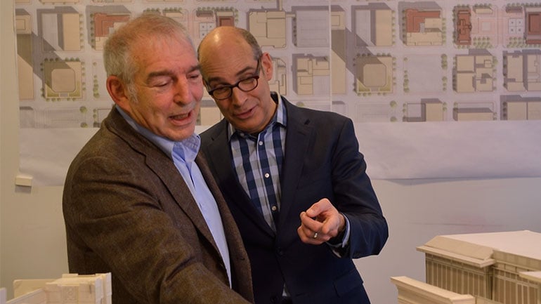 WTTW host Geoffrey Baer (right) with architect David M. Schwarz.