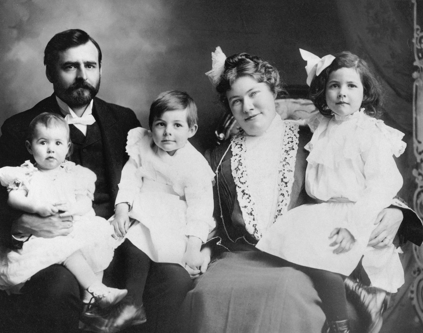 Hemingway family portrait. From left to right: Ursula, Clarence, Ernest, Grace, and Marcelline Hemingway. October 1903. Image: Ernest Hemingway Collection. John F. Kennedy Presidential Library and Museum, Boston