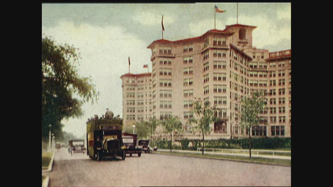 The Edgewater Beach Hotel.