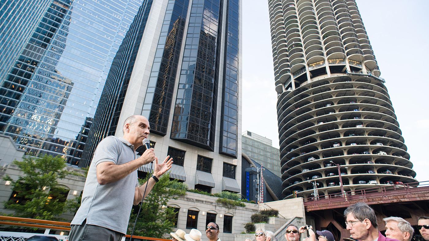 The Chicago River Tour with Geoffrey Baer. Photo: Ken Carl