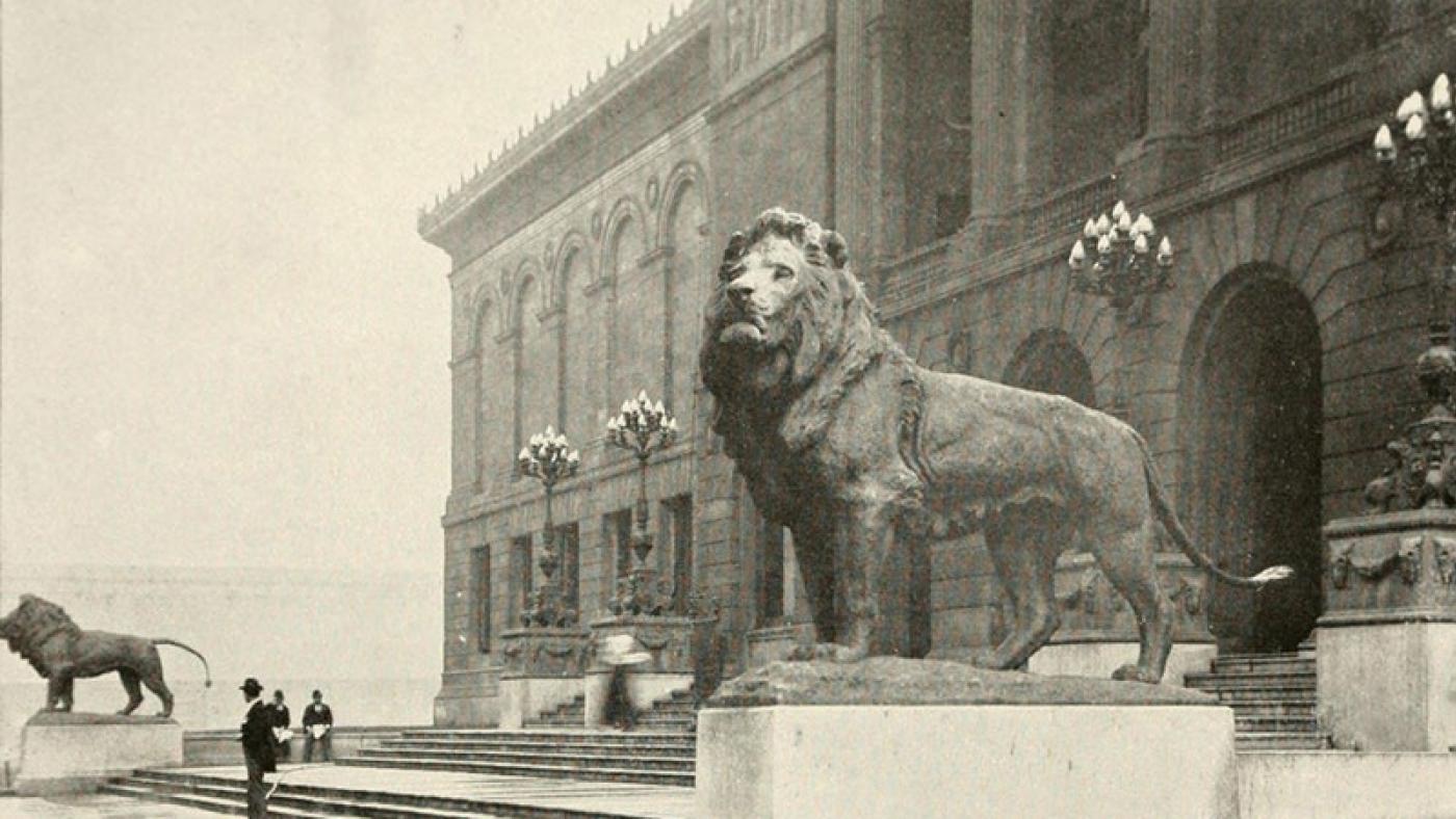Edward Kemeys's Lions outside the Art Institute of Chicago, c. 1900. Photo: Art Institute of Chicago