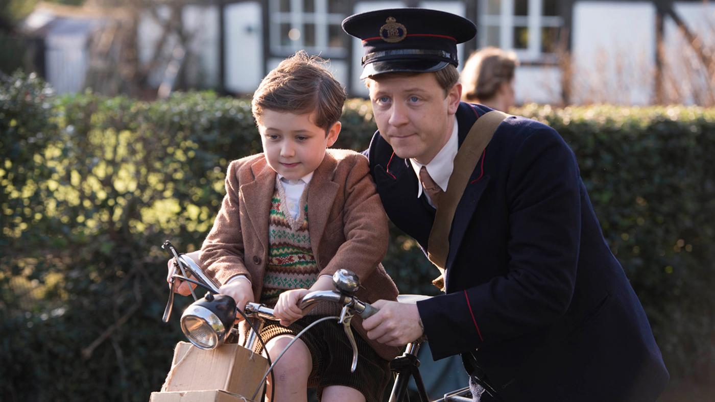 MIKE NOBLE as Spencer and OLIVER NELSON as Noah Lakin in 'Home Fires.' Photo: iTV Studios and MASTERPIECE