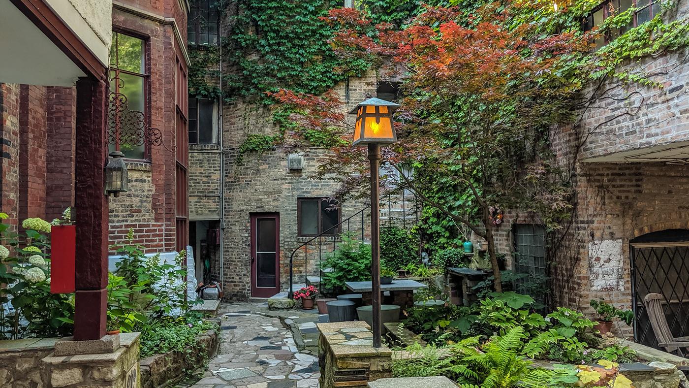 A courtyard in the Carl Street Studios. Photo: Eric Allix Rogers
