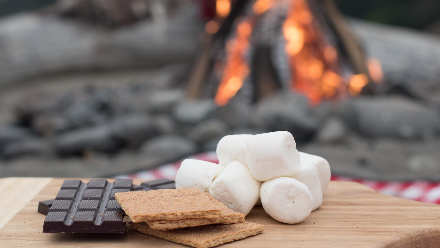 S'mores makings by a campfire