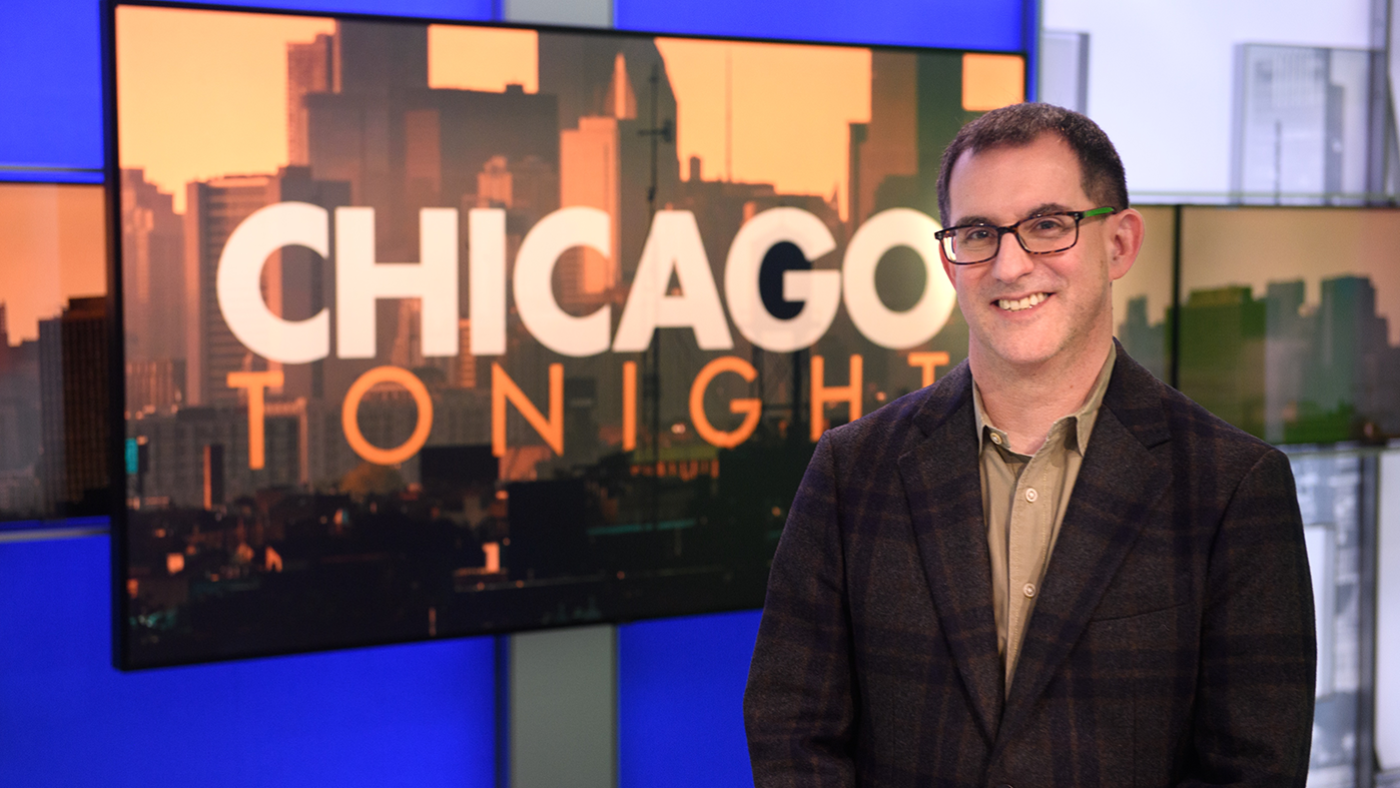WTTW News Director Jay Smith on the Chicago Tonight set