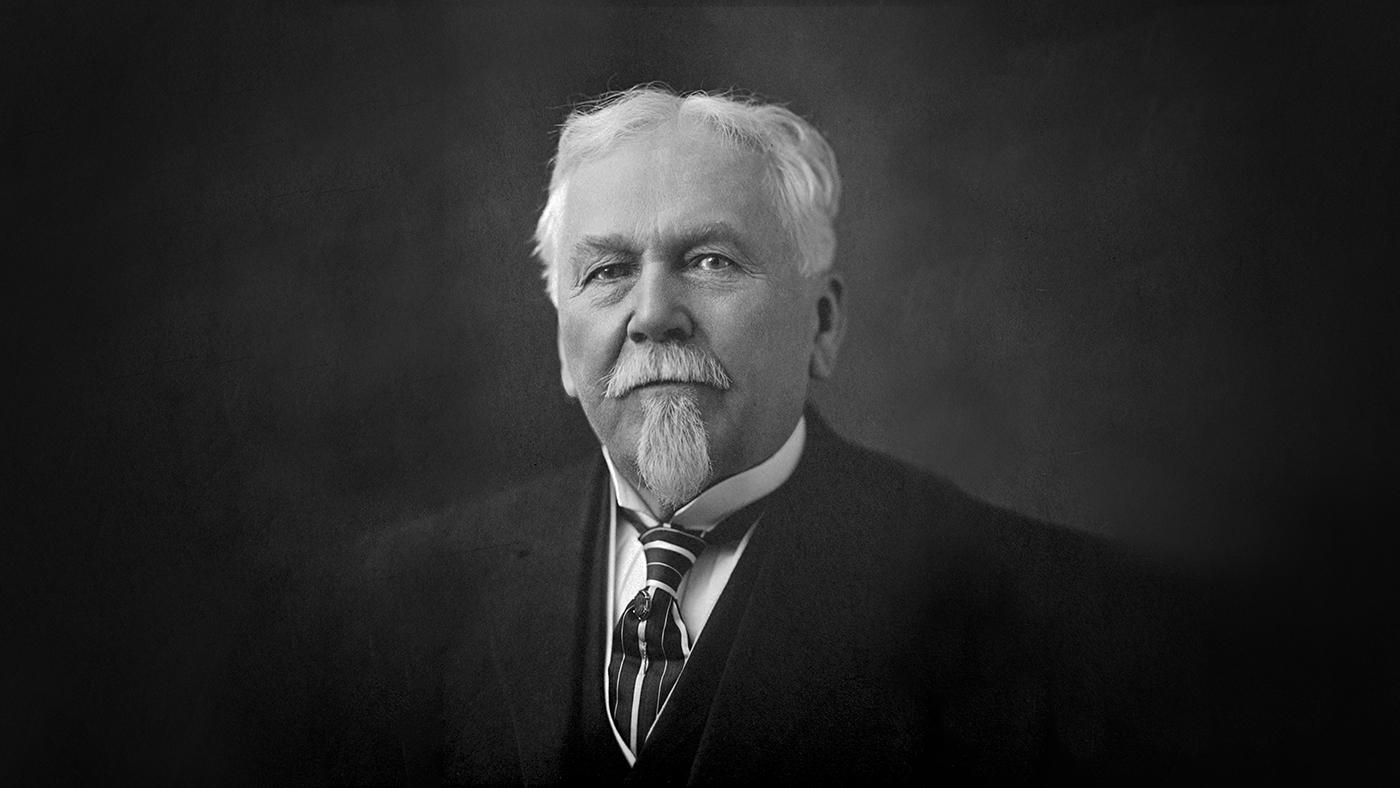 A black-and-white image of Charles Gunther