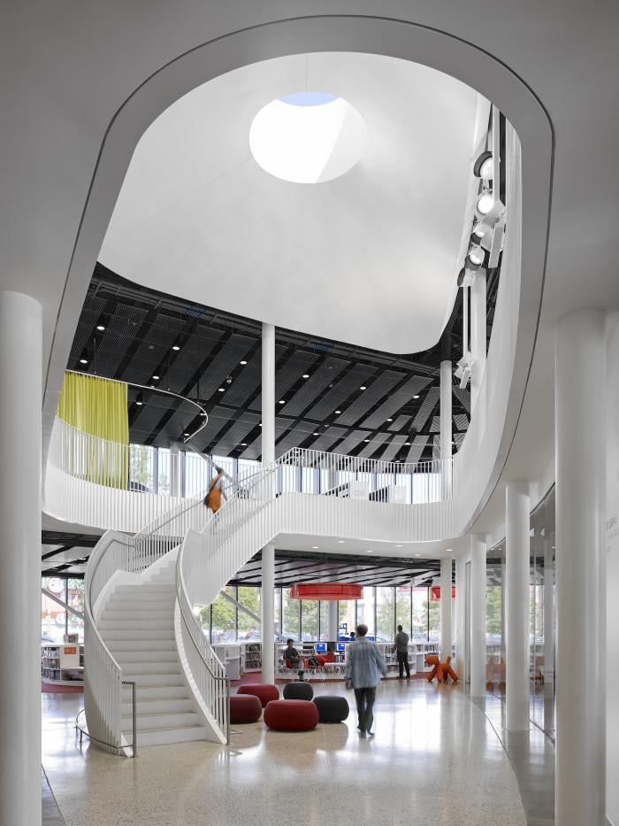 The interior of the Chinatown branch of the Chicago Public Library, designed by Brian Lee. Photo: Jon Miller © Hedrich Blessing