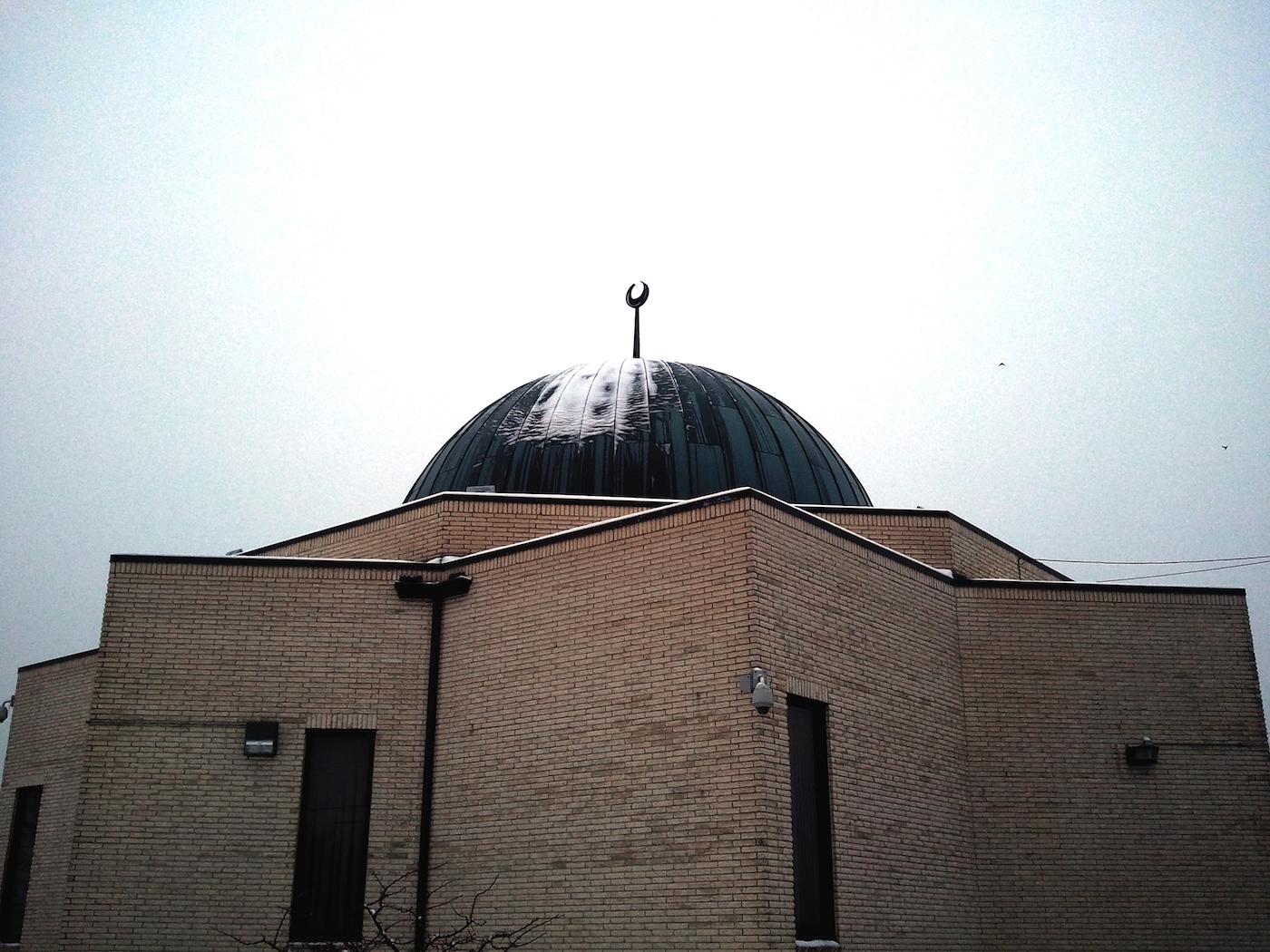 The Mosque Foundation in Bridgeview, Illinois, outside Chicago. Photo: Wikimedia Commons/Khateeb88